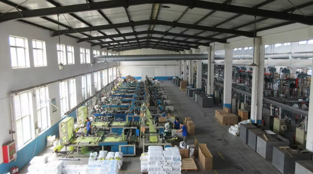 Weifanghongcheng New MATERIALS Co., Ltd. línea de producción de fábrica