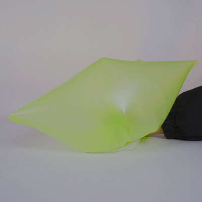 Bolsa de basura desechable de HDPE de colores con cierre con cuerda de tira