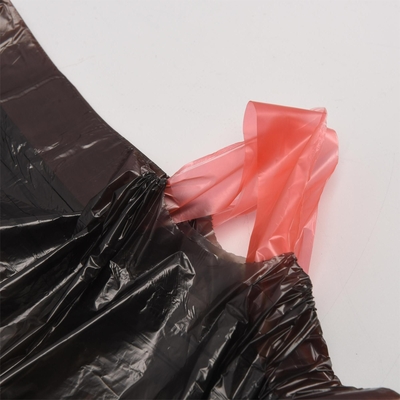 Bolsas de basura de plástico de color beige de 13 galones con cuerda de tracción y diseño de impresión offset