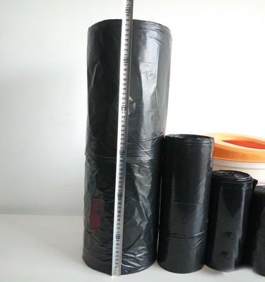 Bolsas negras recicladas en rollos para basura Aceptamos pedidos personalizados 5-100 mic de espesor